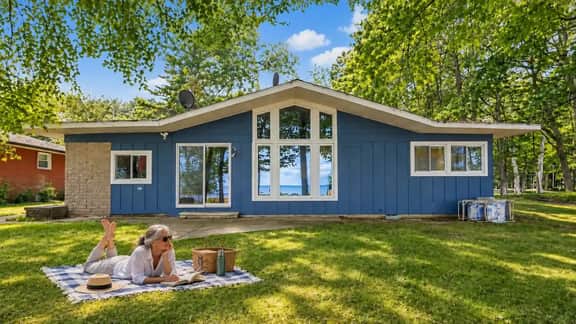 Granny's Cabin - Image 3